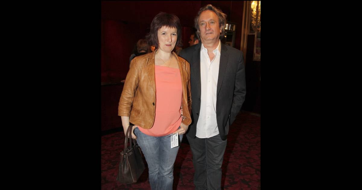 Anne Roumanoff et son mari lors du spectacle de Jérôme Commandeur, au Casino de Paris le 9 avril Anne Roumanoff et son mari lors du spectacle de Jérôme Commandeur, au Casino de Paris le 9 avril