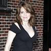 Tina Fey, enceinte de cinq mois, à la sortie du Late Show de David Letterman à New York, le 11 avril 2011.