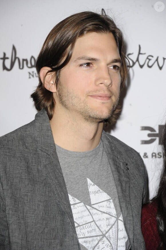 Demi Moore et Ashton Kutcher participent à la soirée de lancement de leur campagne Real men don't buy girls, jeudi 14 avril, à New York.