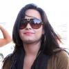 Demi Lovato arrive à l'aéroport LAX de Los Angeles, vendredi 15 avril.