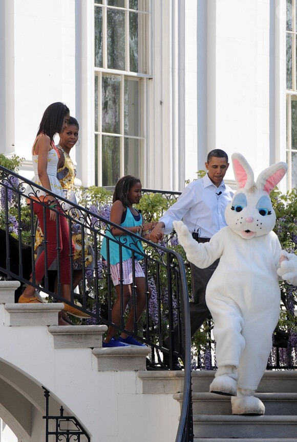 Fête de Pâques à la Maison Blanche, à Washington, le 25 avril 2011 - Ici la famille Obama et Colbie Caillat