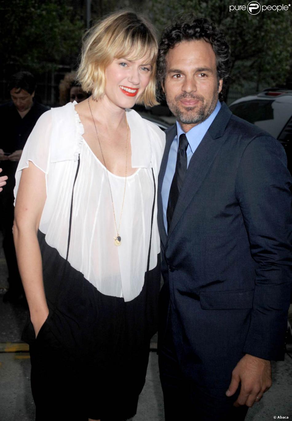 Mark Ruffalo et sa femme Sunrise Coigney lors de l'avant-première de ...