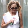 Goldie Hawn sort d'un spa, avec une mine maussade, à New York. 28 avril 2011