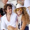 Paulina Rubio, son époux Nicolas et leur fils de six mois, lui aussi prénommé Nicolas, se rendent à un match de beach soccer, à Miami, samedi 30 avril.