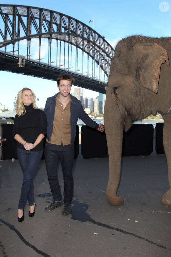 Reese Witherspoon et Robert Pattinson à l'occasion de la promotion de De l'eau pour les éléphants, à Sydney, en Australie, le 6 mai 2011.