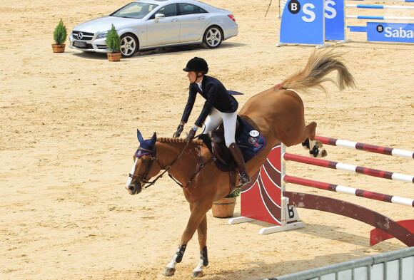 Charlotte Casiraghi sur son cheval Troy lors du Global Champions Tour 2011 qui se tient à Valence en Espagne. Le 6 mai 2011