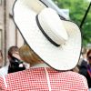 La princesse Maxima des Pays-Bas arborait un sublime chapeau, à l'ouverture de l'exposition 'Maxima, 10 ans aux Pays-Bas' à Apeldoorn, Pays-Bas, le 7 mai 2011.