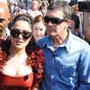 Salma Hayek et Antonio Banderas présentent Le Chat Potté à Cannes le 11 mai 2011, en plein dans la foule !