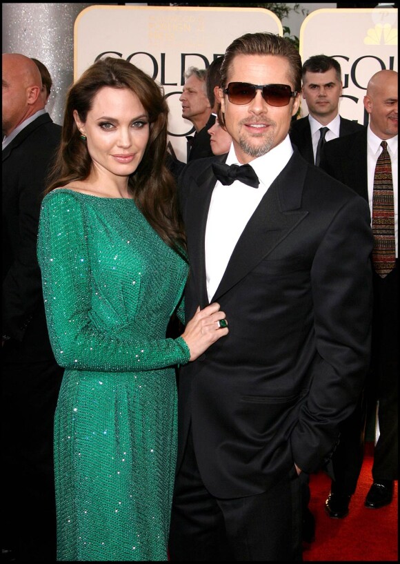 Angelina Jolie et Brad Pitt, ici lors des Golden Globes 2011, sont arrivés dans le Sud de la France le 11 mai 2011.
