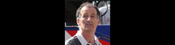 Hubert Desjoyeaux, frère de Michel Desjoyeaux, est mort ce jeudi 12 mai 2011 des suites d'un cancer à l'âge de 52 ans.