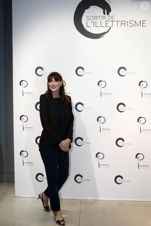 Carla Bruni-Sarkozy au centre Pompidou, le 17 mai 2011, lors d'un colloque sur l'illettrisme organisé par la fondation éponyme de la first lady.