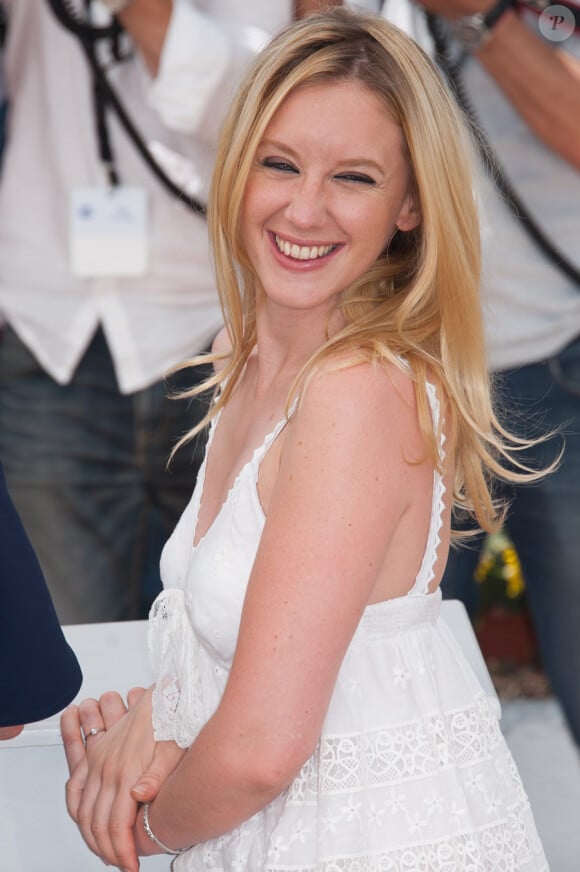 Ludivine Sagnier lors du photocall du film Les Bien-aimés au festival de Cannes le 21 mai 2011