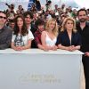 Paul Schneider, Chiara Mastroianni,Louis Garrel, Ludivine Sagnier, Catherine Deneuve et Rasha Bukvic lors du photocall du film Les Bien-aimés au festival de Cannes le 21 mai 2011