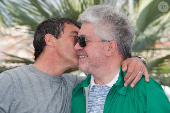 Antonio Banderas et Pedro Almodovar pour le photocall de La Piel que Habito lors du festival de Cannes 2011