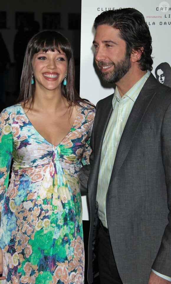 David Schwimmer et sa femme Zoe Buckman, ici à Los Angeles en mars 2011, viennent d'accueillir une adorable petite Cleo, le 8 mai 2011.