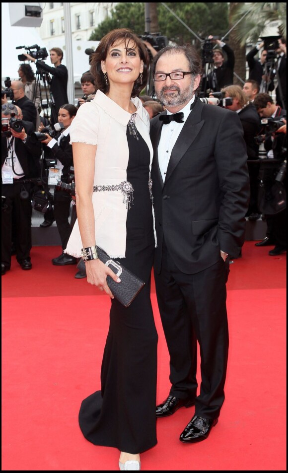 Inès de La Fressange et son compagnon Denis Olivennes à Cannes, en mai 2011.