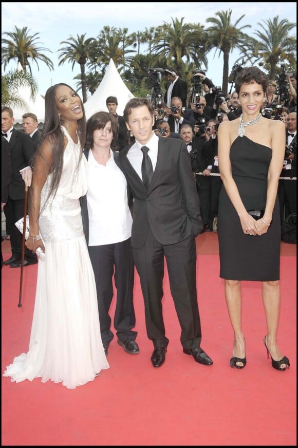 Chritophe Rocancourt, Catherine Breillat, Naomi Campbell et Farida Khelfa au festival de Cannes, le 21 mai 2008.