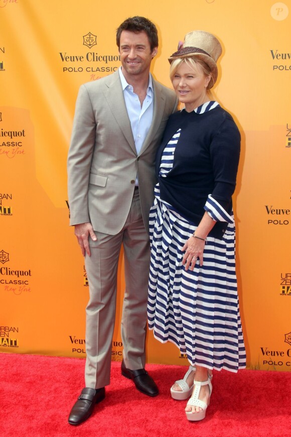 Hugh Jackman et son épouse Deborra-Lee Furness lors du match de polo caritatif organisé au profit d'Haïti le 5 juin 2011 à New York