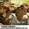 Des femmes de chambre manifestent devant le tribunal de New York, le 6 juin 2011. Elles crient "Shame on you" ("Honte à toit") !