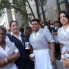 Des femmes de chambre manifestent leur mécontentement devant le tribunal de New York, lors de l'audience de DSK, le 5 juin 2011.