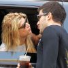 Changement de vie radicale pour Kristie Alley : après avoir perdu du poids, elle roucoule avec un bel inconnu ! New York, 7 juin 2011