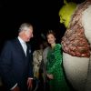 Le prince Charles, Shrek et la princesse Fiona lors de la représentation caritative de Shrek The Musical, à Londres, le 8 juin 2011.