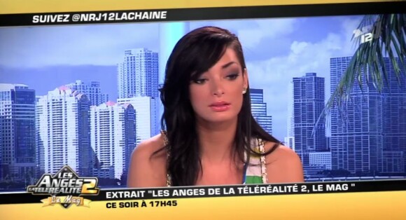Emilie Nef Naf n'aime pas Daniela, une candidate des anges 2, et elle le dit sur le plateau des Anges de la télé-réalité 2 : Miami Dreams, jeudi 16 juin.