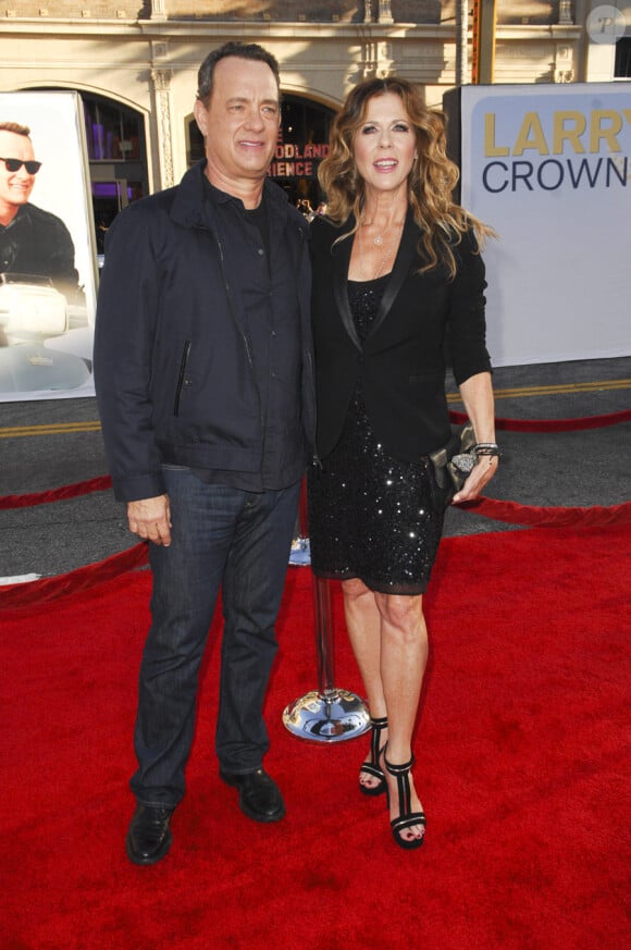 Tom Hanks et son épouse Rita Wilson lors de l'avant-première du film Il n'est jamais trop tard à Los Angeles le 27 juin 2011