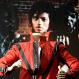Le blouson de Michael Jackson porté dans Thriller a été adjugé 1,2 million d'euros, à Los Angeles, juin 2011. 