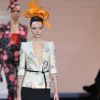 Défilé Haute Couture collection automne-hiver 2011-2012 Armani lors de la Fashion Week parisienne, le 5 juillet 2011