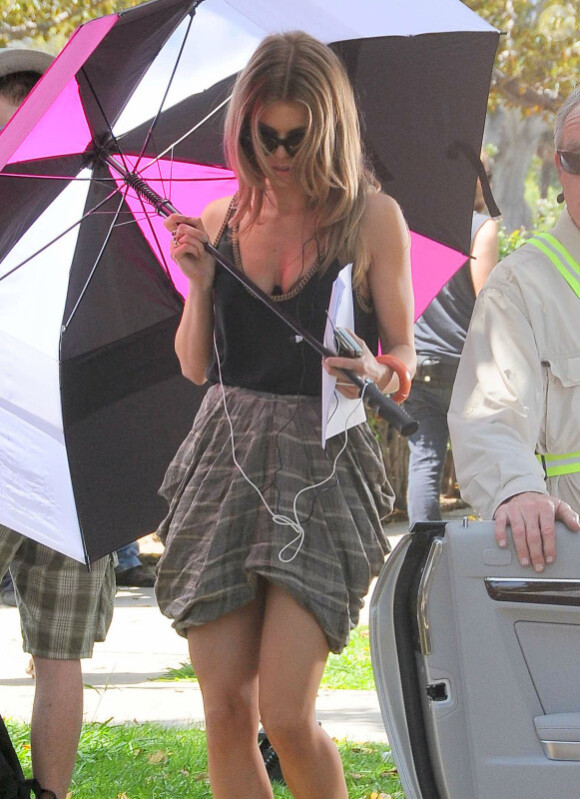 AnnaLynne McCord sur le tournage de 90210 à Los Angeles le 11 juillet 2011