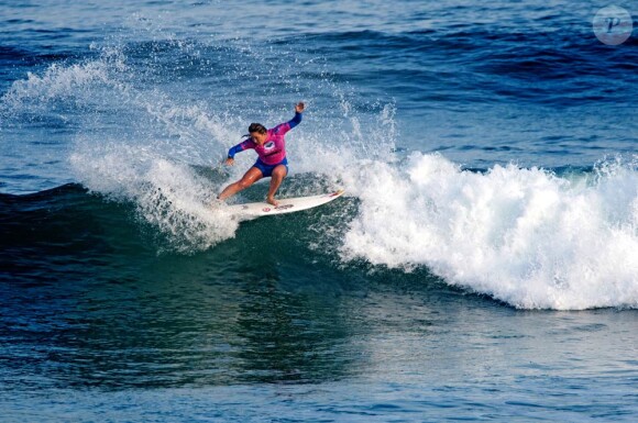Carissa Moore, battue en finale par Stephanie Gilmore, est devenue à 19 ans la nouvelle championne du monde de surf de l'ASP lors du Roxy Pro Biarritz 2011, le 15 juillet.