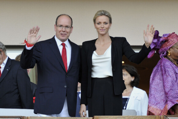 Le Couple Princier lors du meeting d'athlétisme comptant pour la Ligue de Diamant le 22 juillet 2011