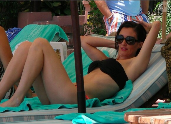 L'actrice Paz Vega se détend à Marbella, le samedi 30 juillet 2011.