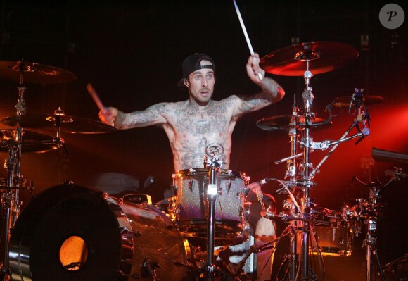 La batteur Travis Barker, ici en concert avec Blink-182 à Hollywood, le 10 octobre 2009.