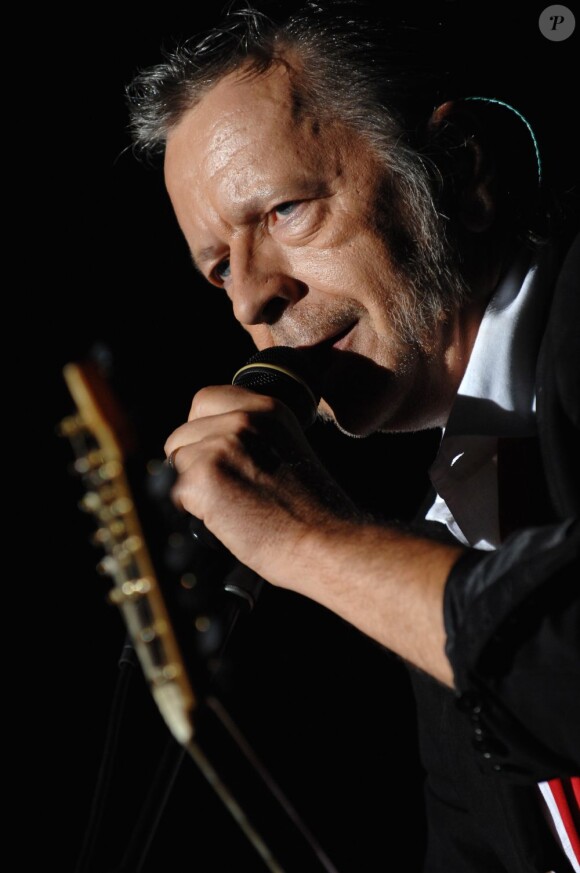 Renaud en concert en Suisse en 2007.