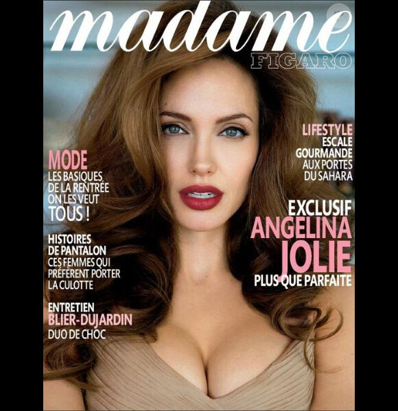 L'actrice Angelina Jolie en couverture du Madame Figaro du 14 août 2010.