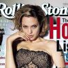 Angelina Jolie, vêtue d'une guêpière sexy, en couverture du Rolling Stone du 19 août 1999. 