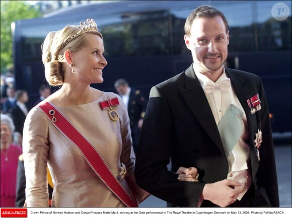 Le 17 mai 2004 pour une représentation au Théâtre Royal de Copenhague.
Le 25 août 2011, le prince héritier Haakon de Norvège et la princesse Mette-Marit doivent célébrer leurs noces d'étain : 10 années d'un mariage et d'un amour parfaitement sereins, après des débuts controversés...