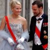 Le 24 mai 2002, au mariage de la princesse Märtha-Louise et d'Ari Behn à la cathédrale de Trondheim.
Le 25 août 2011, le prince héritier Haakon de Norvège et la princesse Mette-Marit doivent célébrer leurs noces d'étain : 10 années d'un mariage et d'un amour parfaitement sereins, après des débuts controversés...