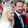 4 juillet 2007, 70 ans de la reine Sonja.
Le 25 août 2011, le prince héritier Haakon de Norvège et la princesse  Mette-Marit doivent célébrer leurs noces d'étain : 10 années d'un  mariage et d'un amour parfaitement sereins, après des débuts  controversés...