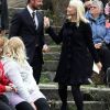 Septembre 2009, en visite dans la région du Rogaland.
25 août 2001- 25 août 2011 : le prince héritier Haakon de Norvège et la princesse Mette-Marit doivent célébrer leurs noces d'étain : 10 années d'un mariage et d'un amour parfaitement sereins, après des débuts controversés...