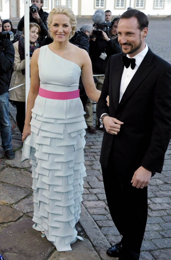 16 avril 2010, dîner pour le 70e anniversaire de la reine Margrethe II de Danemark
25 août 2001 - 25 août 2011 : 10 ans de mariage pour le prince héritier Haakon de Norvège et la princesse Mette-Marit...