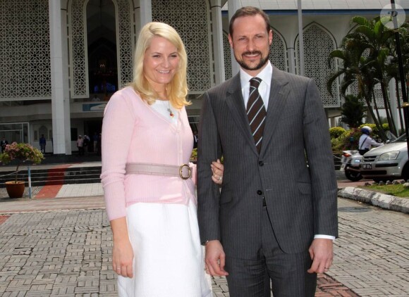 Mars 2010, visite officielle en Malaisie.
25 août 2001 - 25 août 2011 : 10 ans de mariage pour le prince héritier Haakon de Norvège et la princesse Mette-Marit...