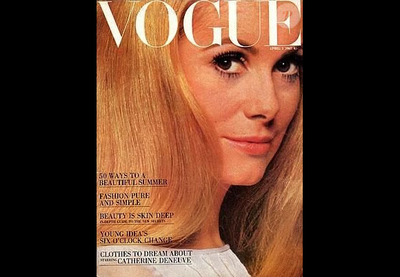 Catherine Deneuve en couv' de Vogue UK pour son issue d'avril 1967.