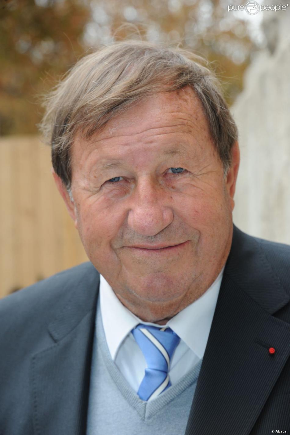 Guy Roux Est Il Le Père De Caroline Roux Guy Roux à la conférence de presse de rentrée d'Europe 1, au mini
