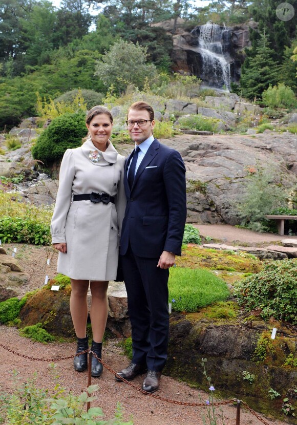 Visite au jardin botanique de Göteborg.
La princesse Victoria, enceinte, et le prince Daniel de Suède étaient en visite à Göteborg le 31 août 2011 pour une journée placée sous le signe de la santé pour tous.