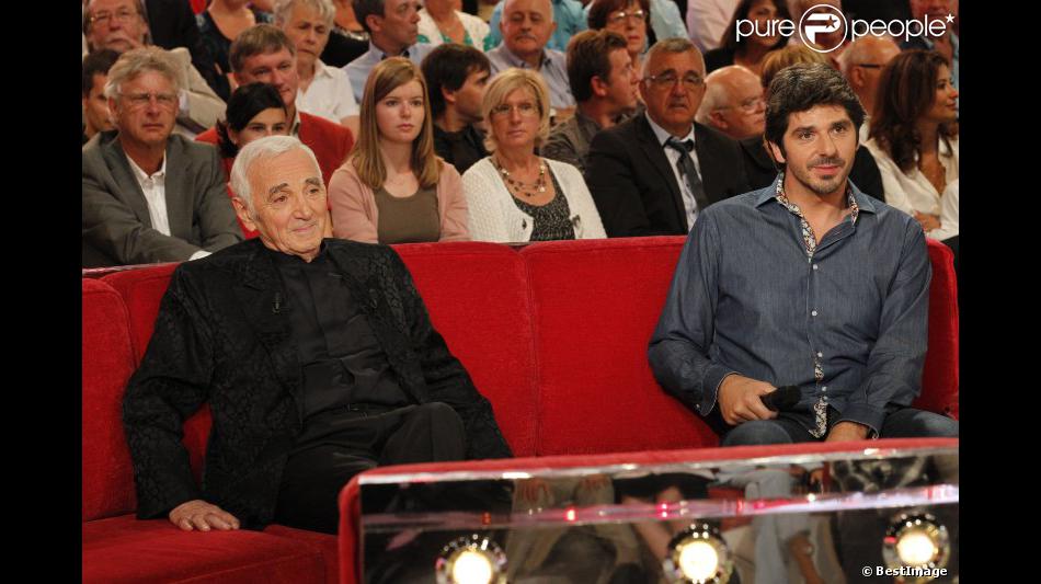 Patrick Fiori et Charles Aznavour, lors de l'enregistrement de Vivement