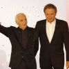Charles Aznavour et Michel Drucker, lors de l'enregistrement de Vivement Dimanche avec Charles Aznavour, à Paris, le 31 août 2011