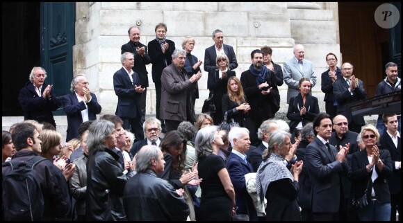 Didier Barbelivien, Dave et Alin Chamfort aux obsèques de Jean-Jacques Souplet, à Paris, le 6 septembre 2011.